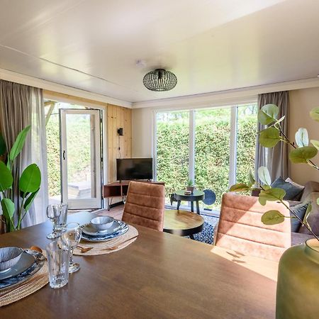 Chalet Op Rustig Park Op De Veluwe Putten Eksteriør billede
